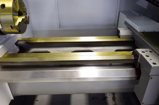 高精度速度水平垂直マシニングセンター CNC 旋盤掘削ガントリーフライス切断機 CE 付き